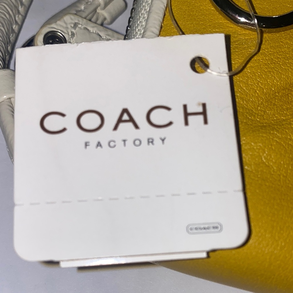 Coach Poppy Mustard Yellow & Cream Wristlet Wallet with Ocelot interior - Picture 3 of 16